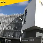 Le Delta - Centre Chu - Parking Privé - Netflix Apartamento